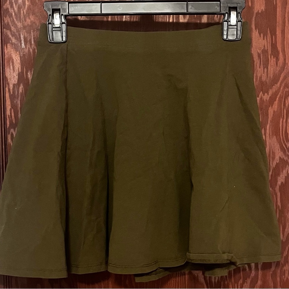2 Forever 21 Skirts - Picture 3 of 5